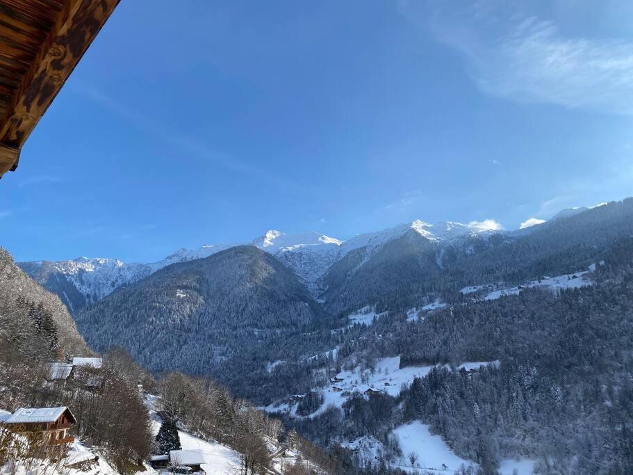 Appartement A Queige Exterior foto
